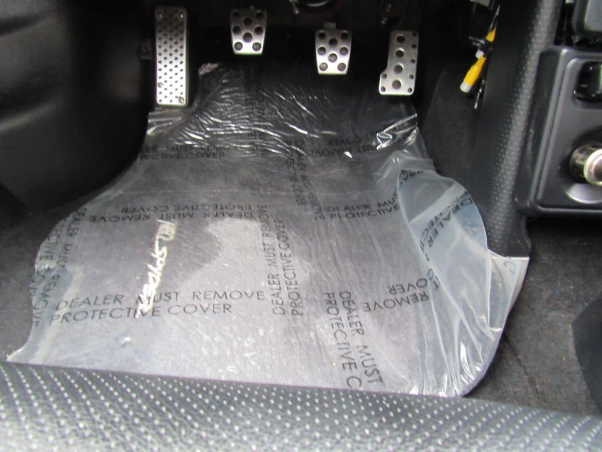 2001 Toyota MR2 - Image 22