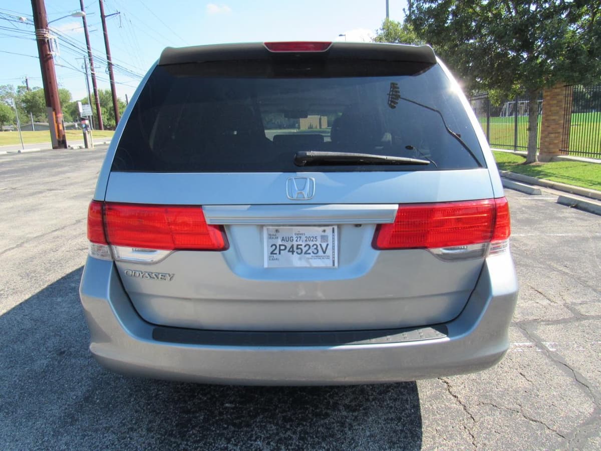 2010 Honda Odyssey - Image 5