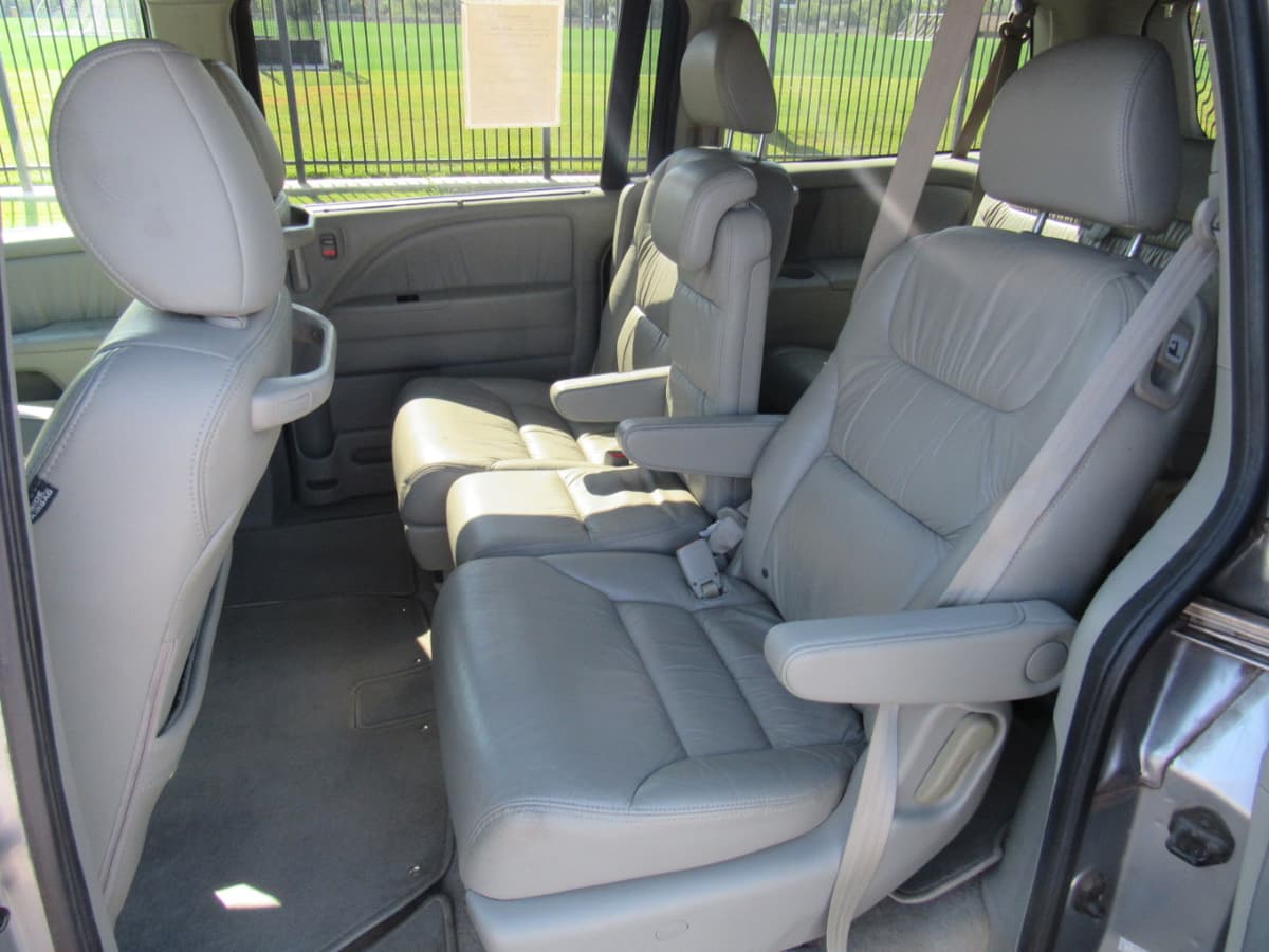 2010 Honda Odyssey - Image 9