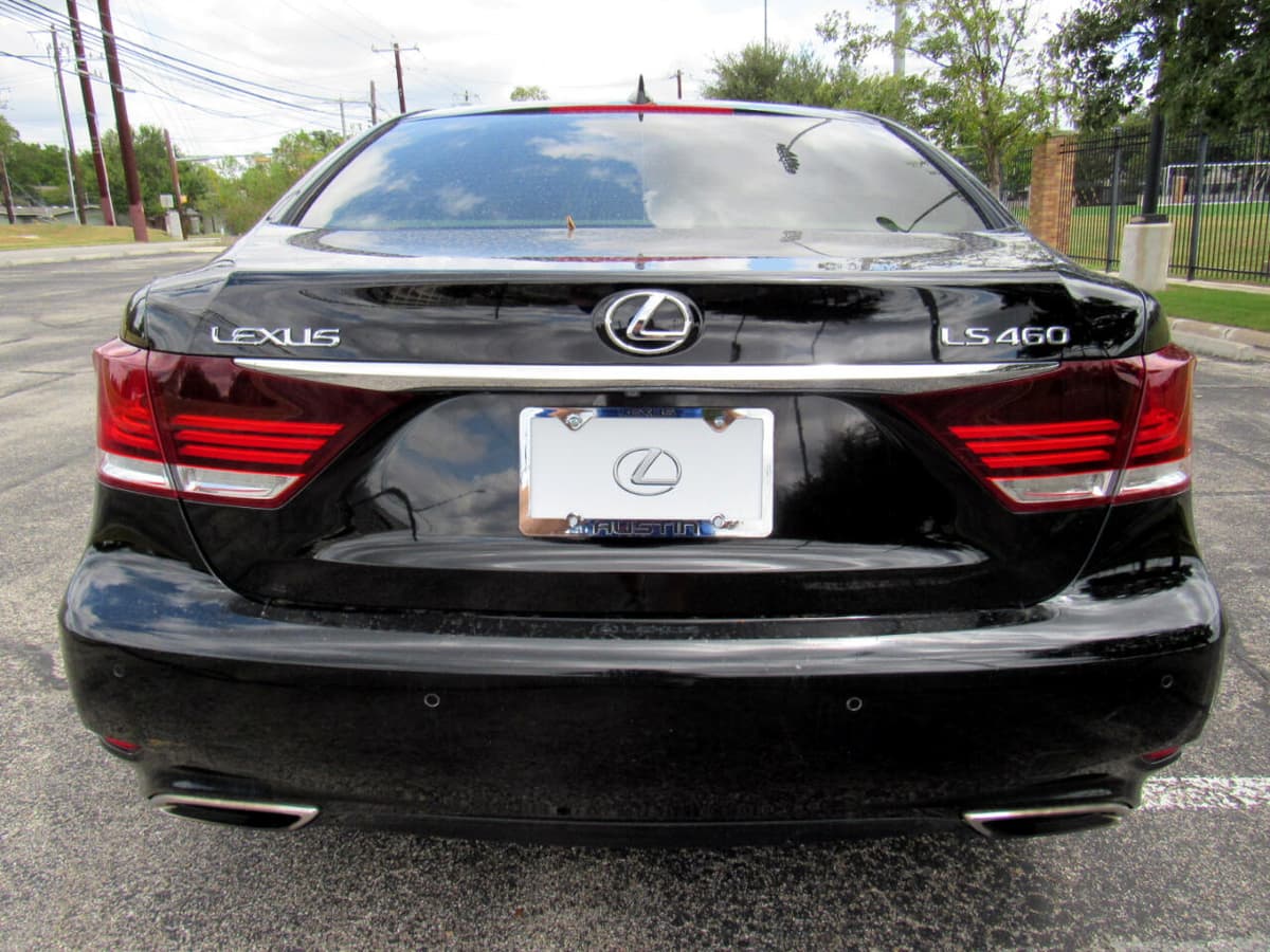 2014 Lexus LS - Image 5