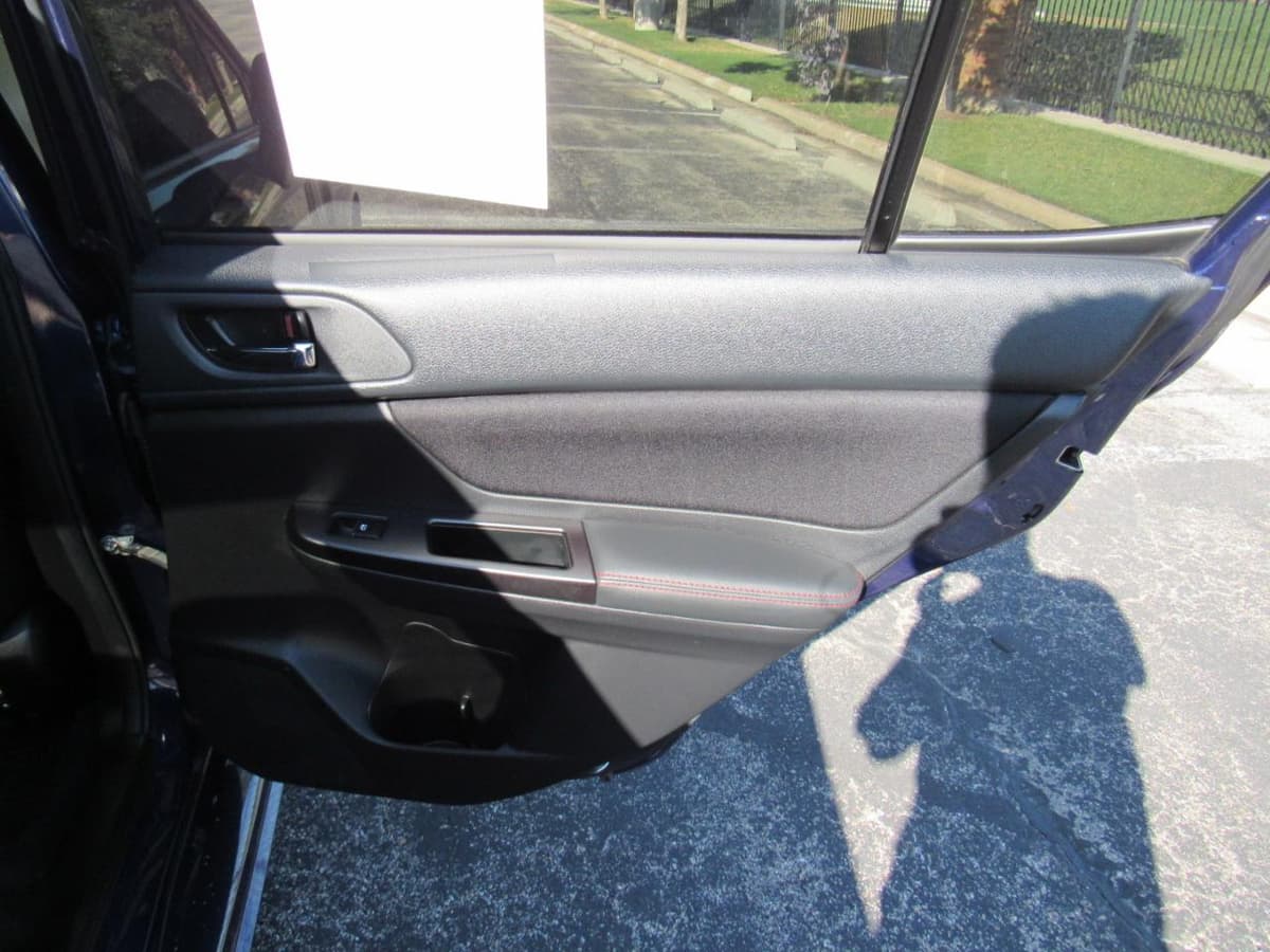 2016 SUBARU WRX - Image 10