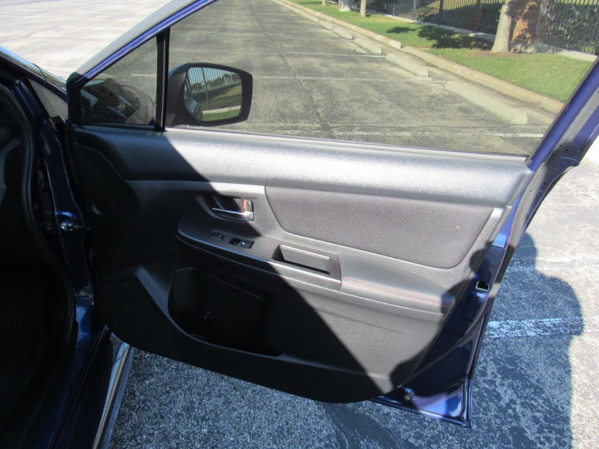 2016 SUBARU WRX - Image 11