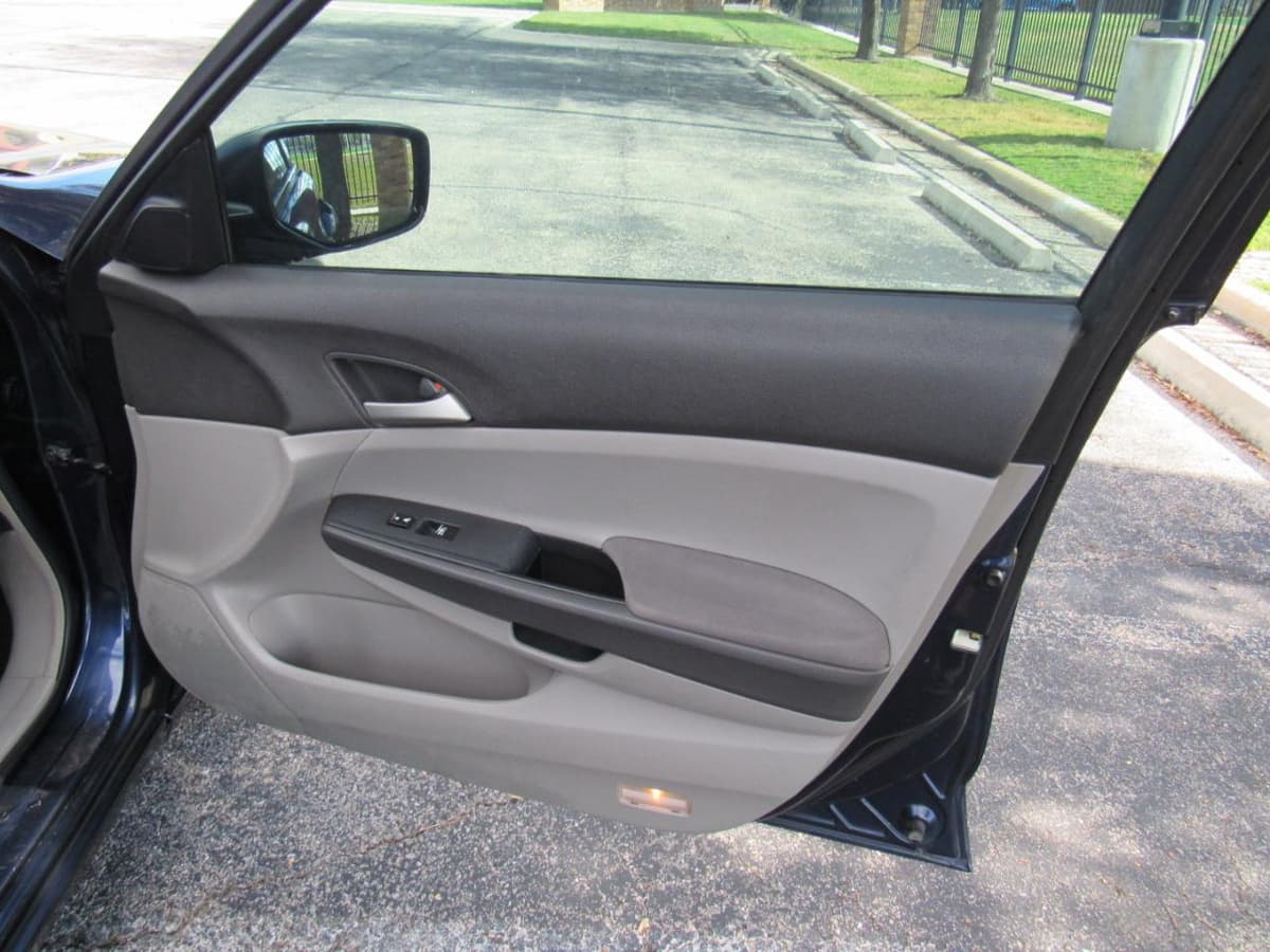 2008 HONDA Accord - Image 11