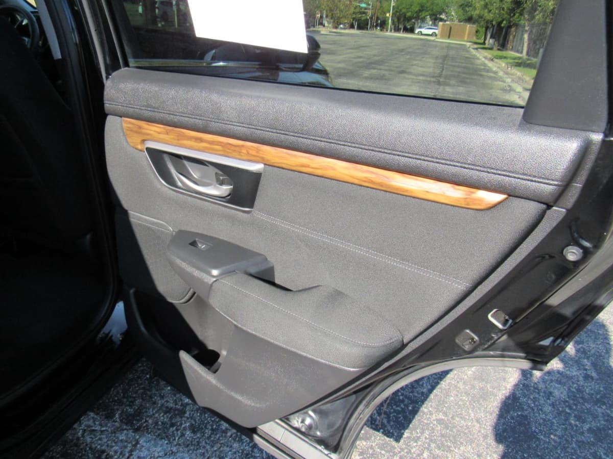 2018 Honda CR-V - Image 11