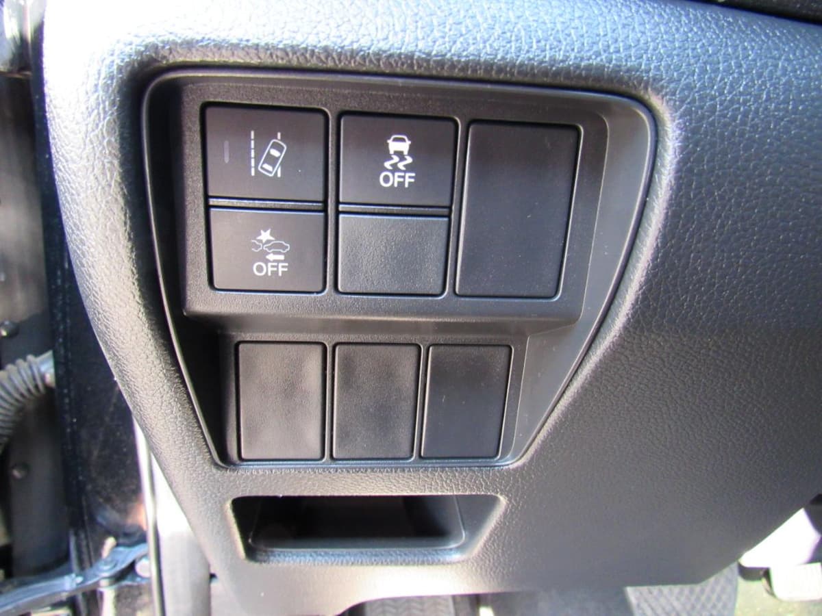 2018 Honda CR-V - Image 23