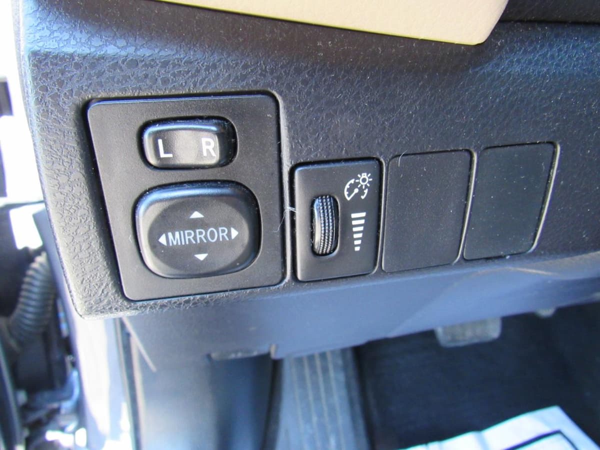 2016 Toyota Corolla - Image 18