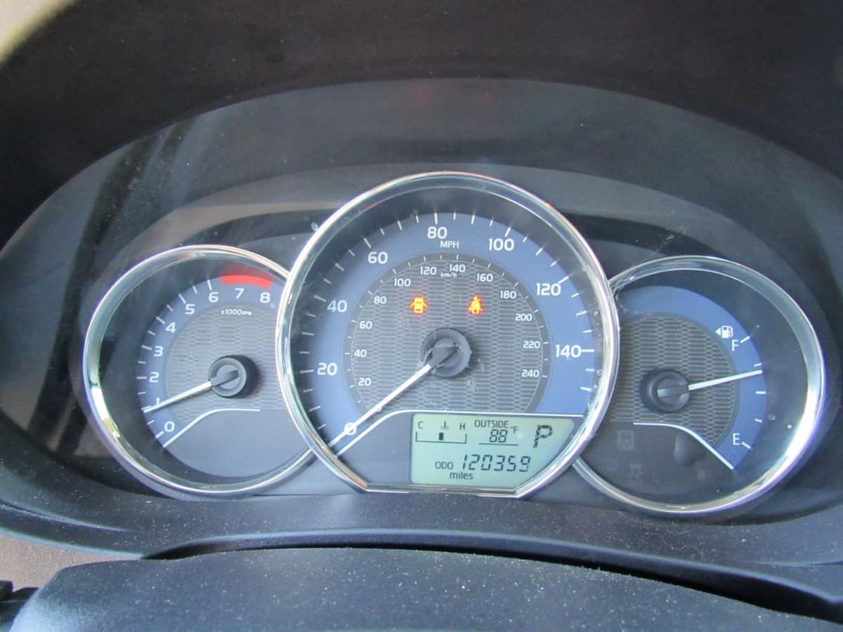 2016 Toyota Corolla - Image 22