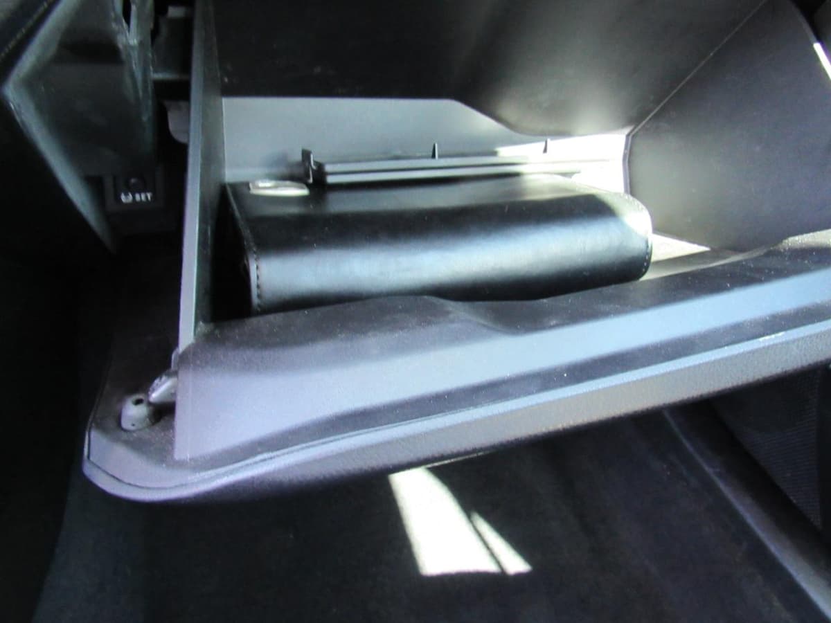 2016 Toyota Corolla - Image 25