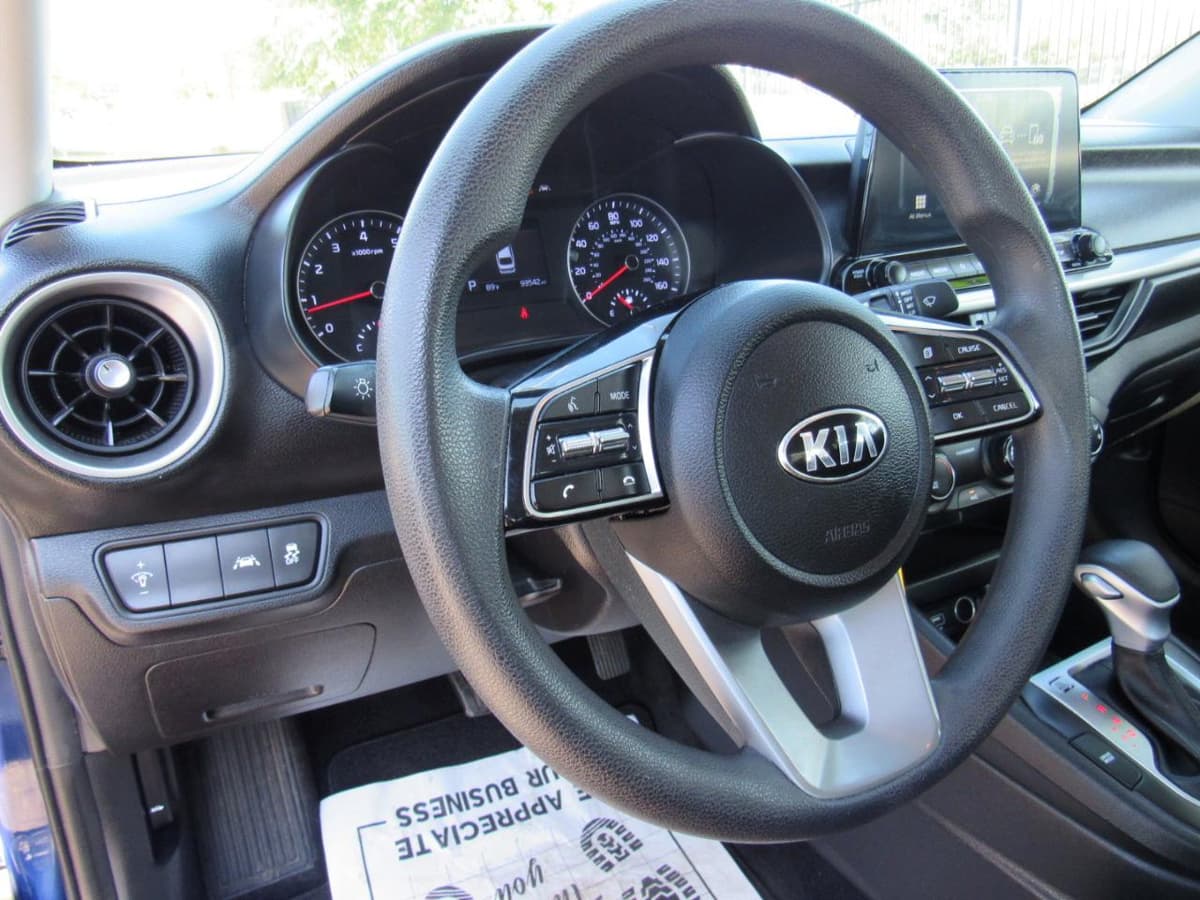 2021 Kia Forte - Image 18