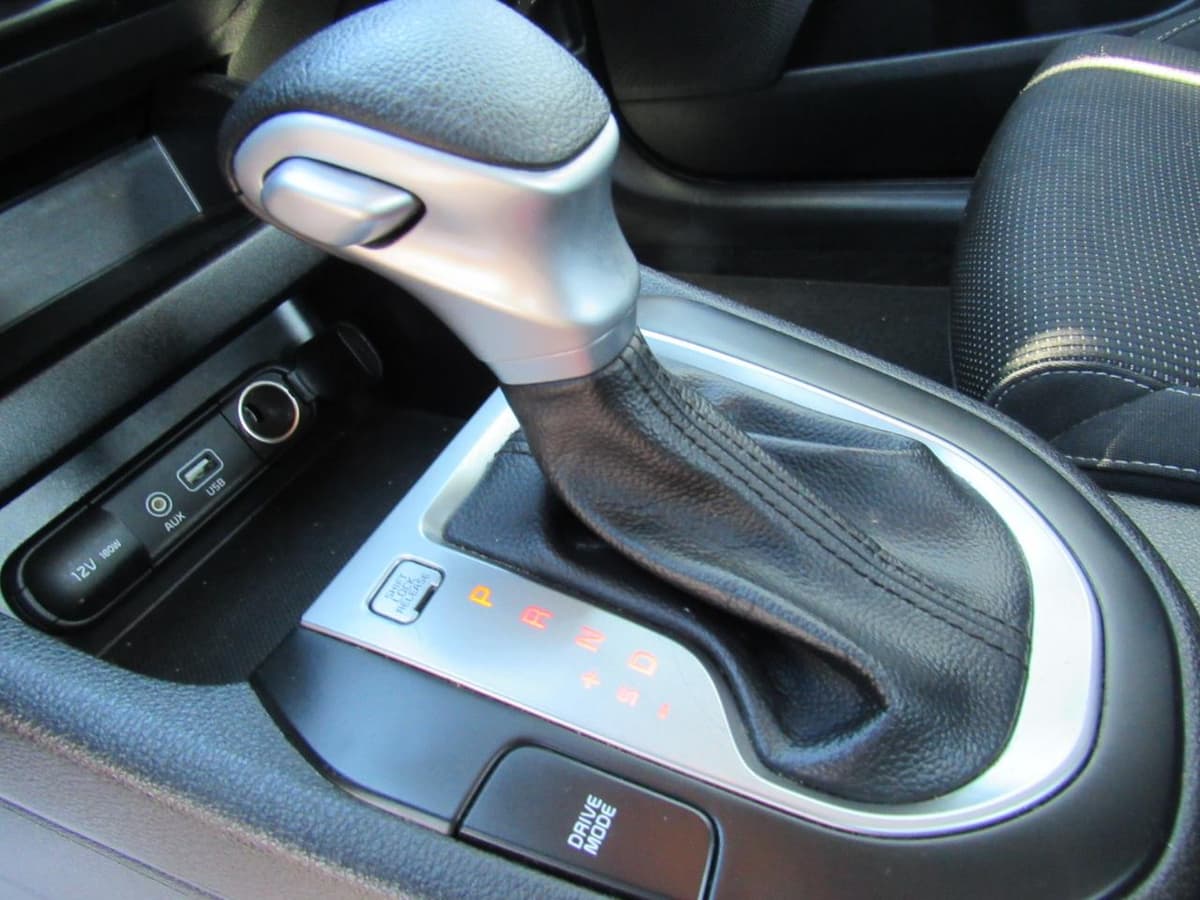 2021 Kia Forte - Image 26