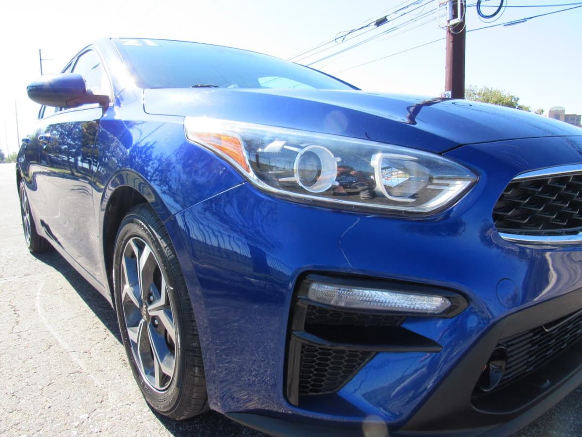 2021 Kia Forte - Image 30