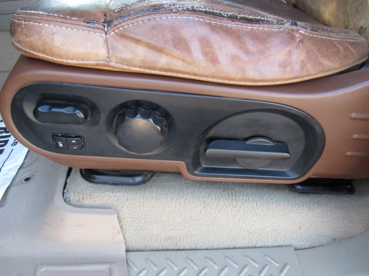 2007 Ford F-150 - Image 25