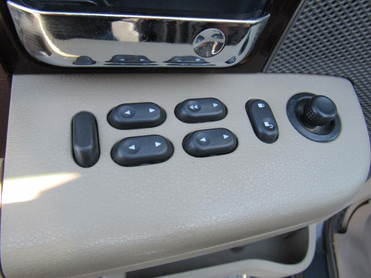 2007 Ford F-150 - Image 26