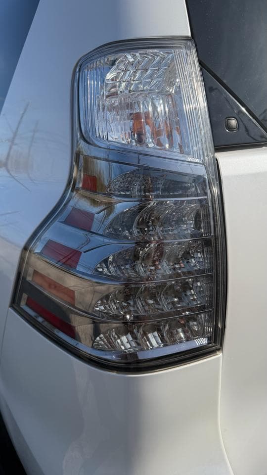 2017 Lexus GX - Image 42