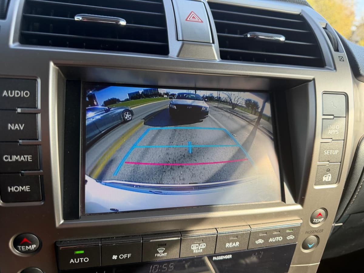 2017 Lexus GX - Image 43