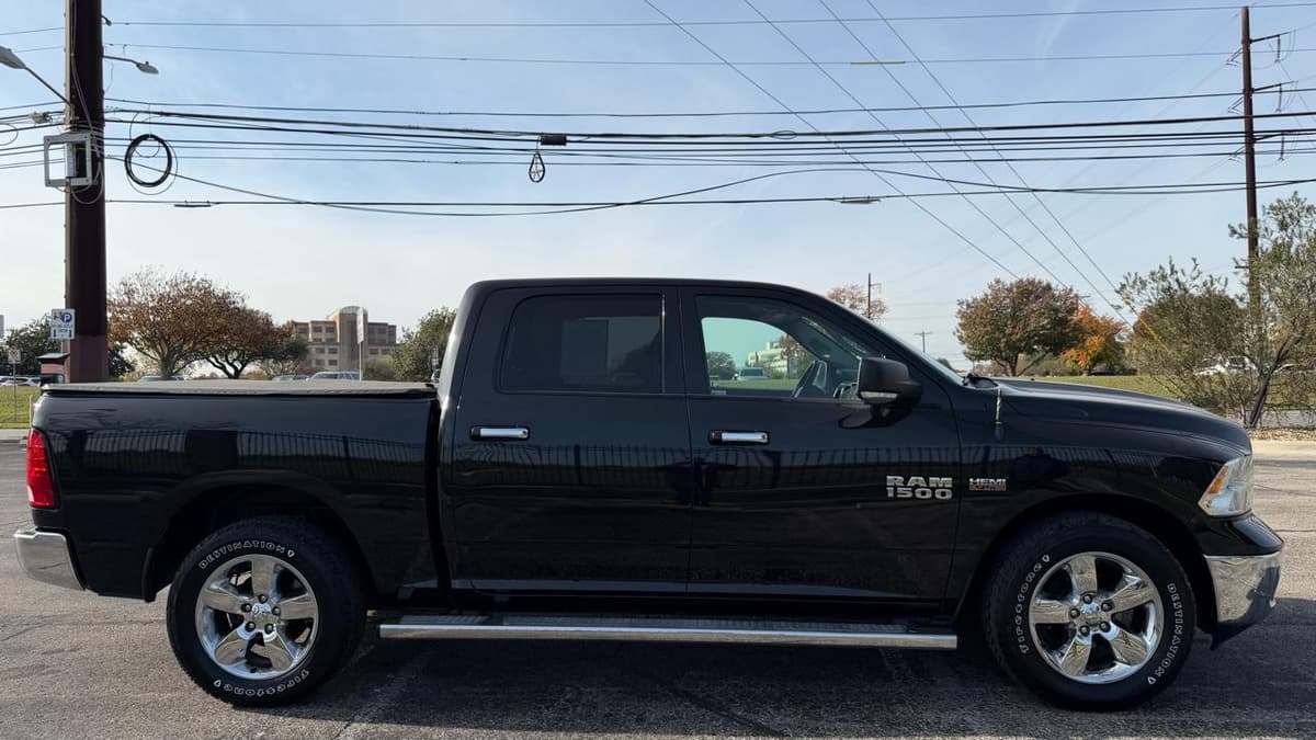 2017 Ram 1500 - Image 3