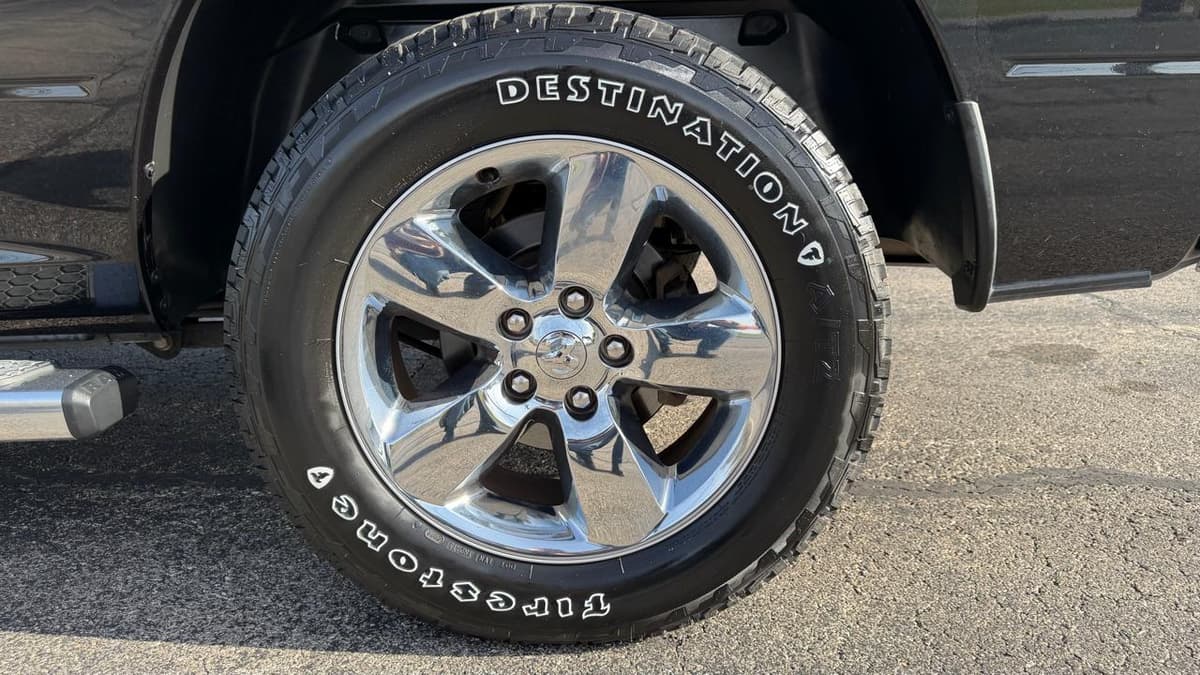 2017 Ram 1500 - Image 34