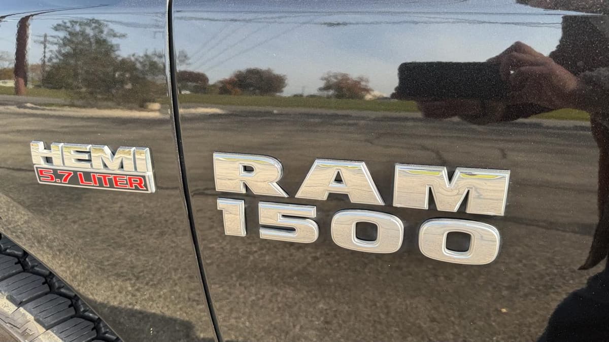 2017 Ram 1500 - Image 35