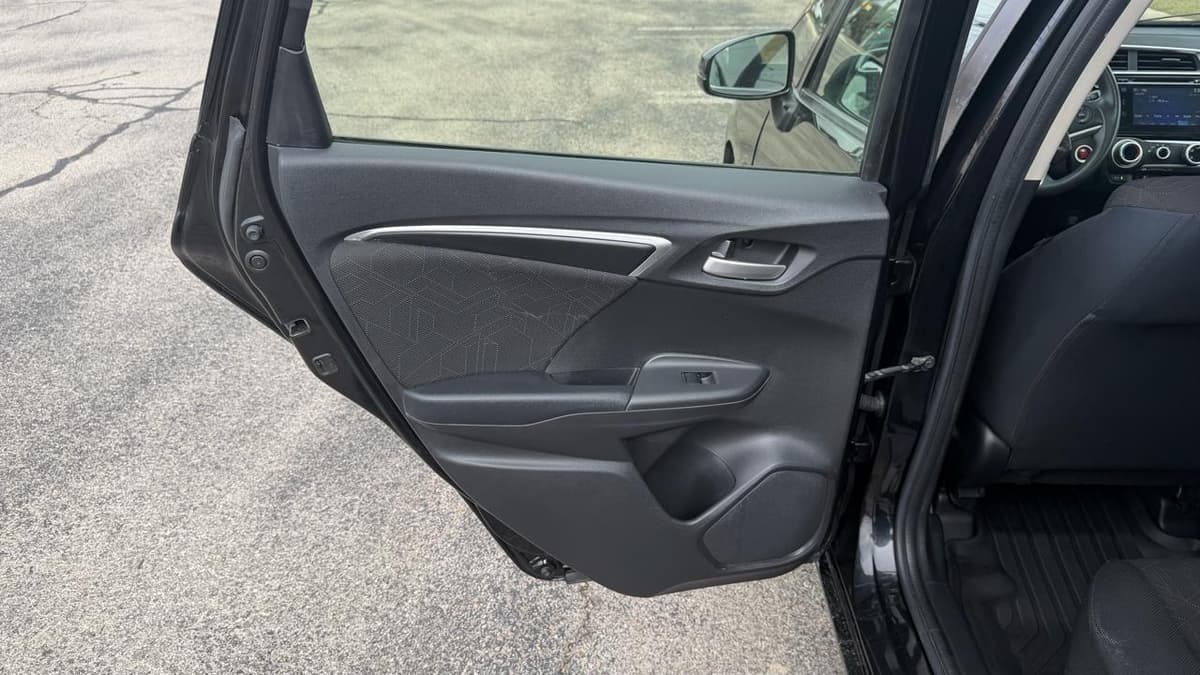 2016 Honda Fit - Image 9