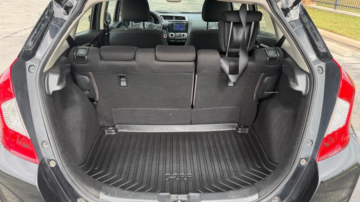 2016 Honda Fit - Image 10