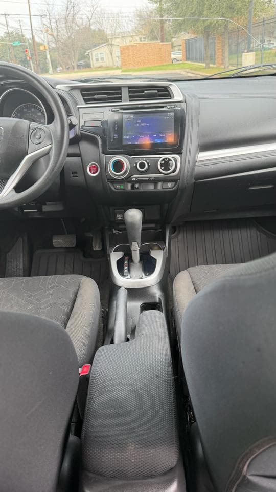 2016 Honda Fit - Image 16