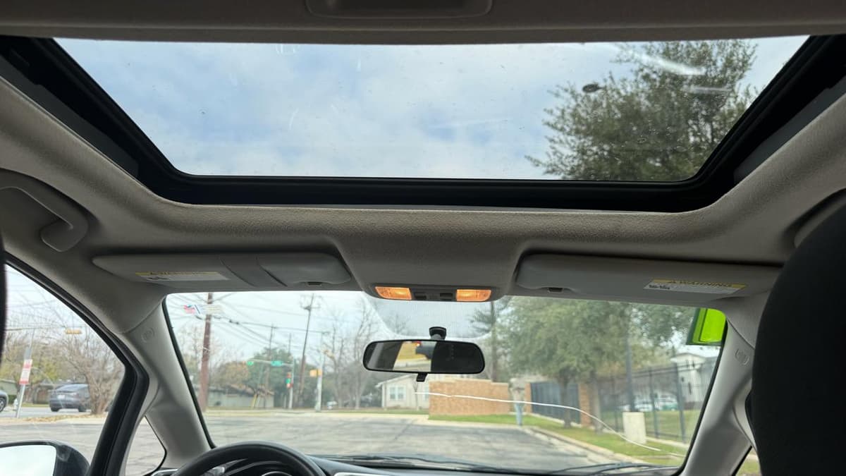 2016 Honda Fit - Image 19