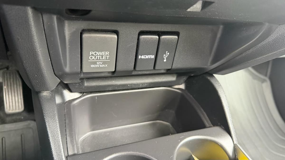 2016 Honda Fit - Image 27