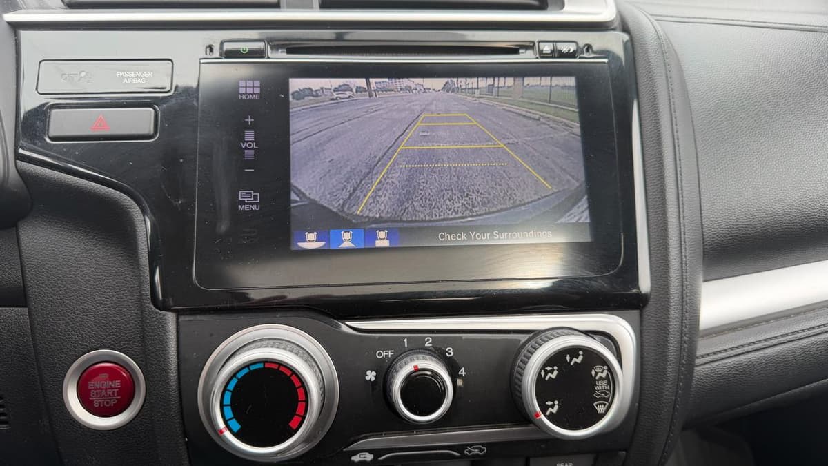 2016 Honda Fit - Image 28