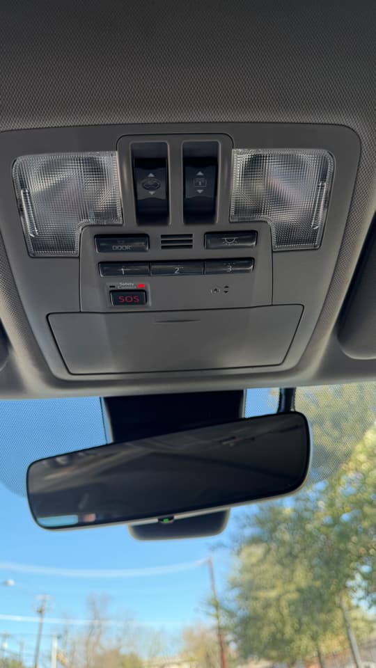 2017 Toyota Highlander - Image 33