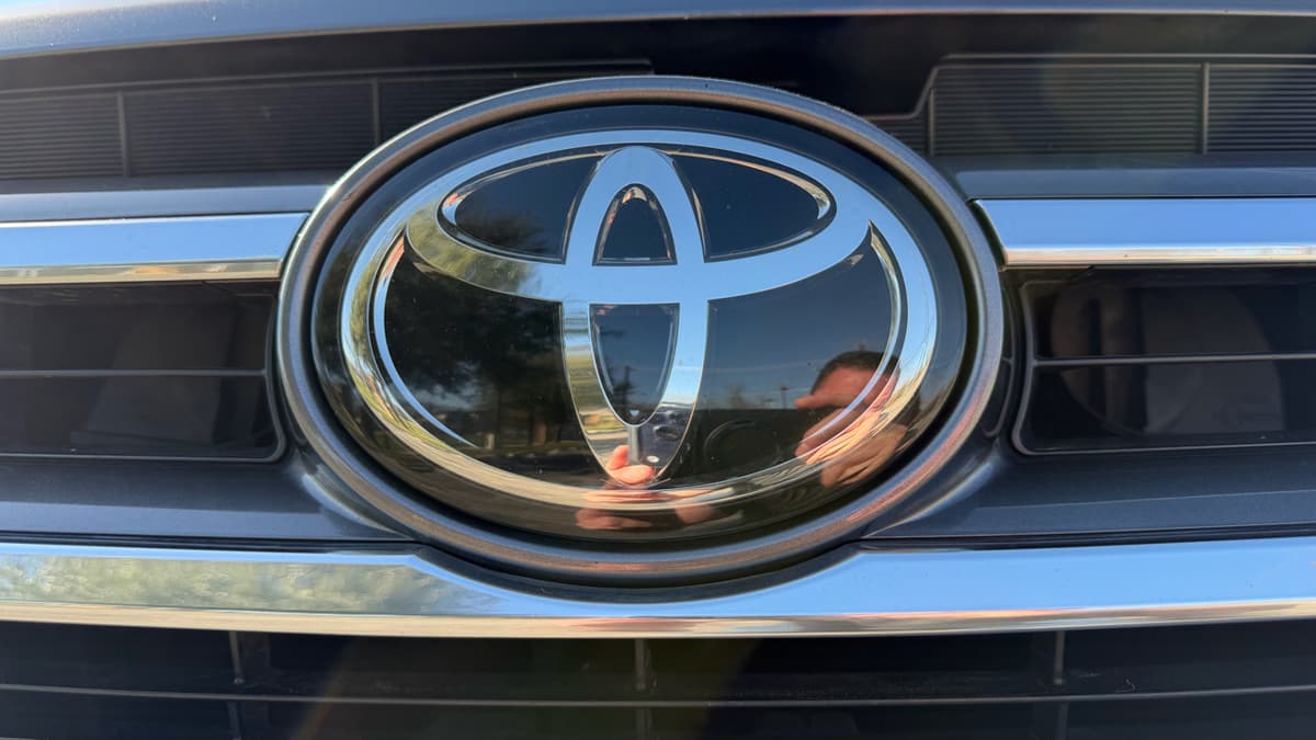 2017 Toyota Highlander - Image 37