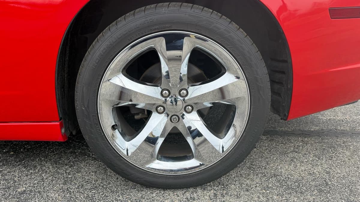 2014 Dodge Charger - Image 30