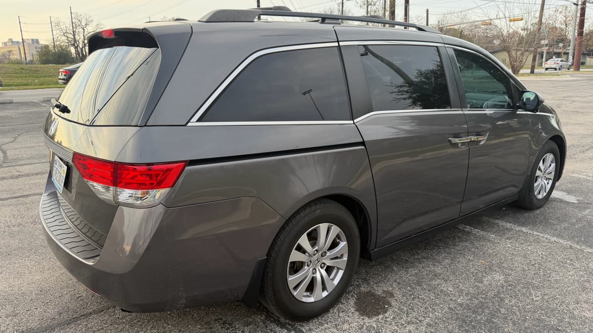 2014 Honda Odyssey - Image 4