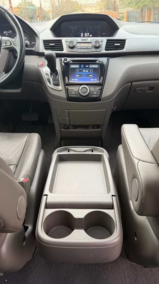 2014 Honda Odyssey - Image 13