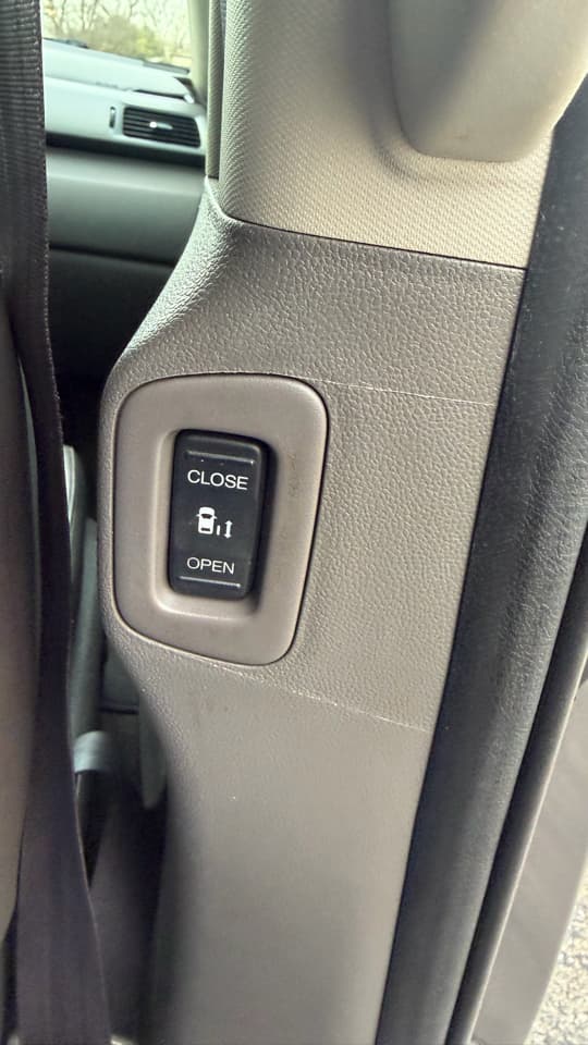 2014 Honda Odyssey - Image 18