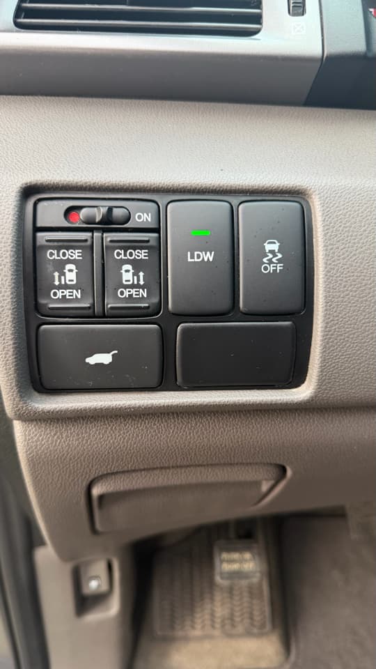 2014 Honda Odyssey - Image 22