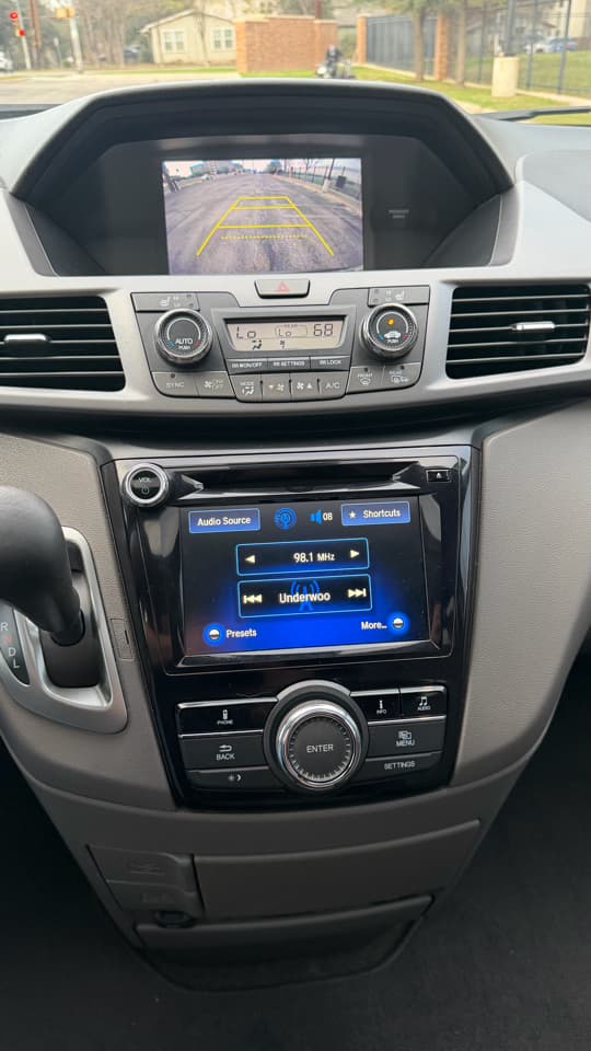 2014 Honda Odyssey - Image 29