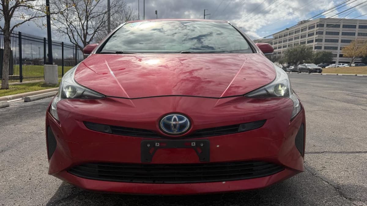 2018 Toyota Prius - Image 1