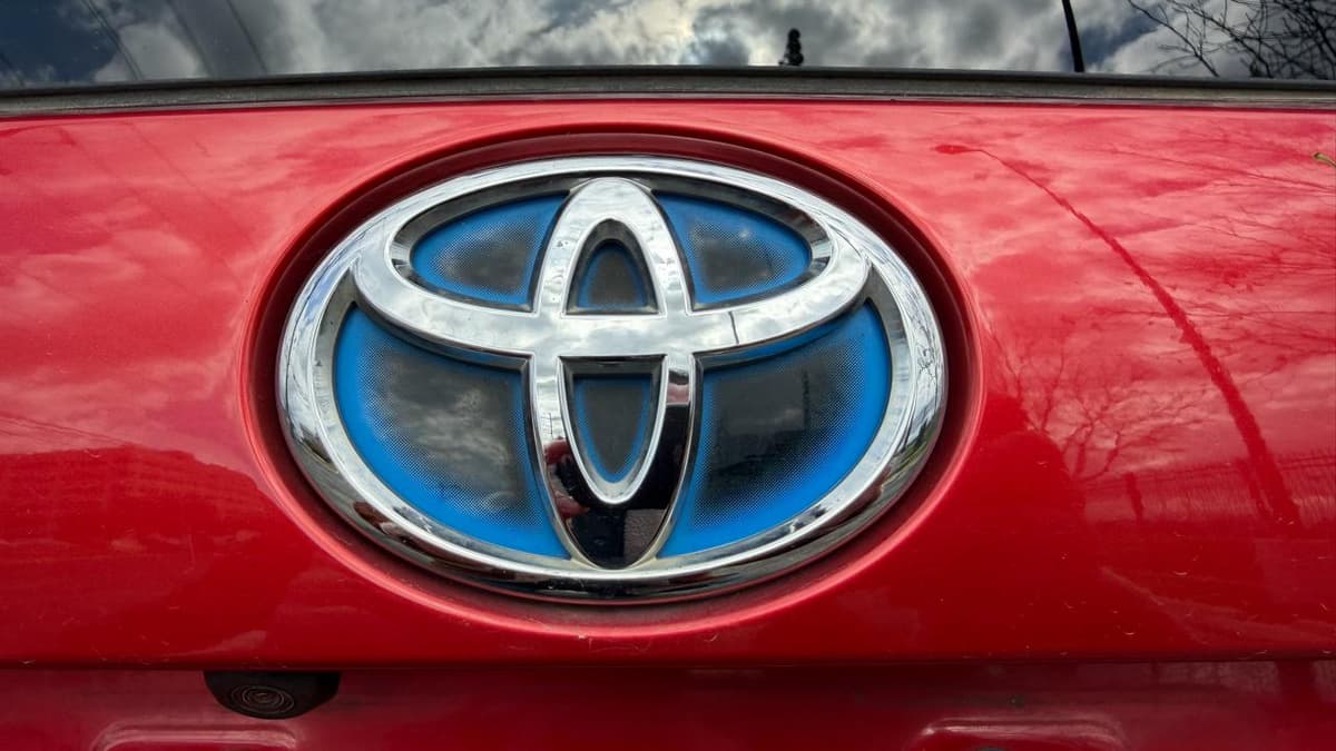 2018 Toyota Prius - Image 34