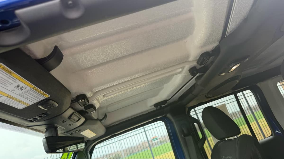 2018 Jeep Wrangler - Image 33