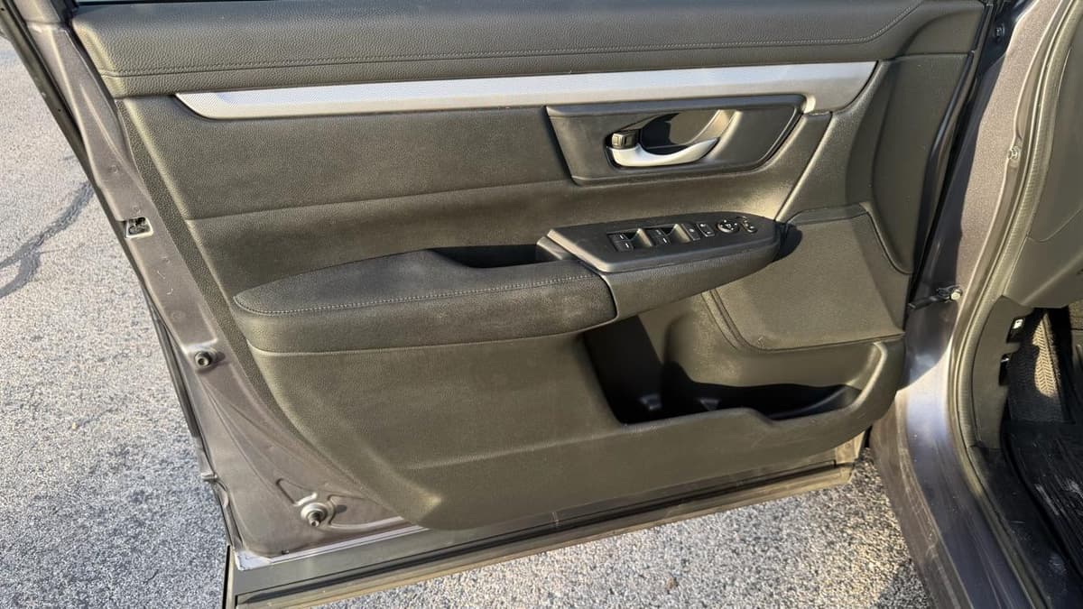 2020 Honda CR-V - Image 8