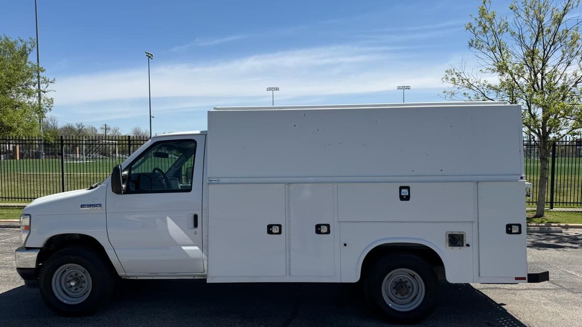 2021 FORD E-Series - Image 8