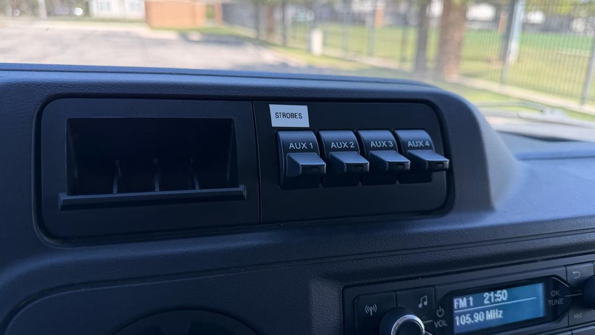 2021 FORD E-Series - Image 21