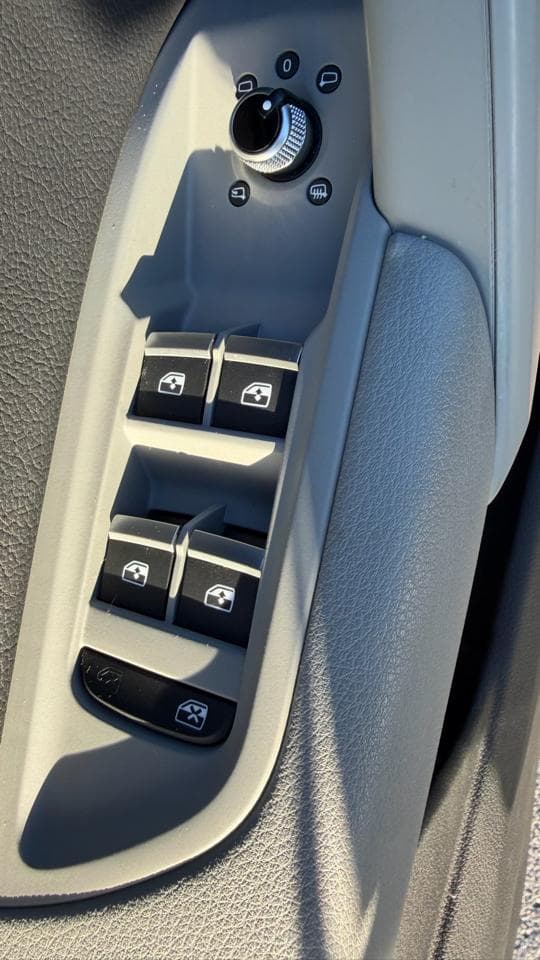 2018 Audi Q5 - Image 25