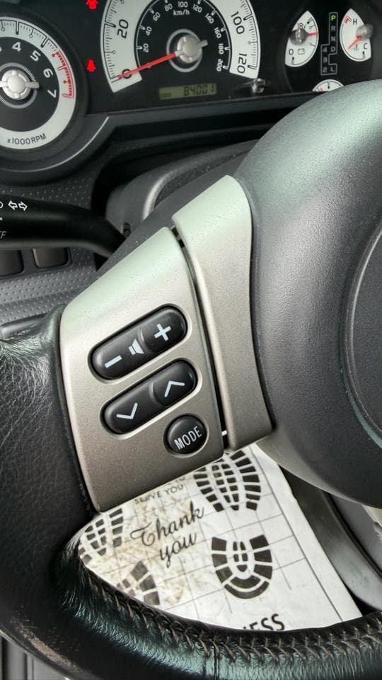 2007 TOYOTA FJ - Image 31