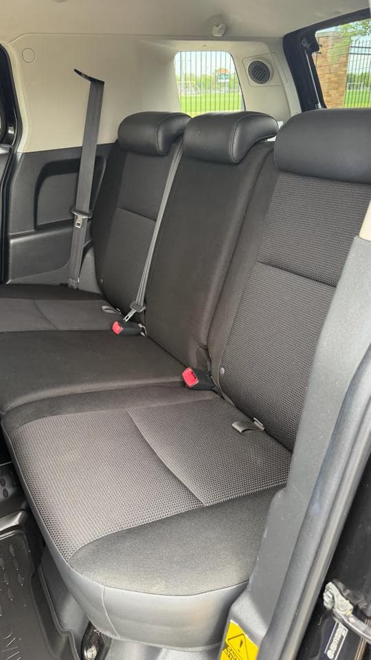 2007 TOYOTA FJ - Image 32