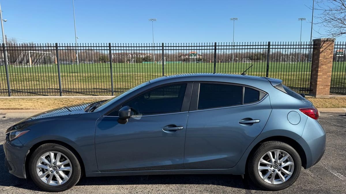 2016 Mazda Mazda3 - Image 7