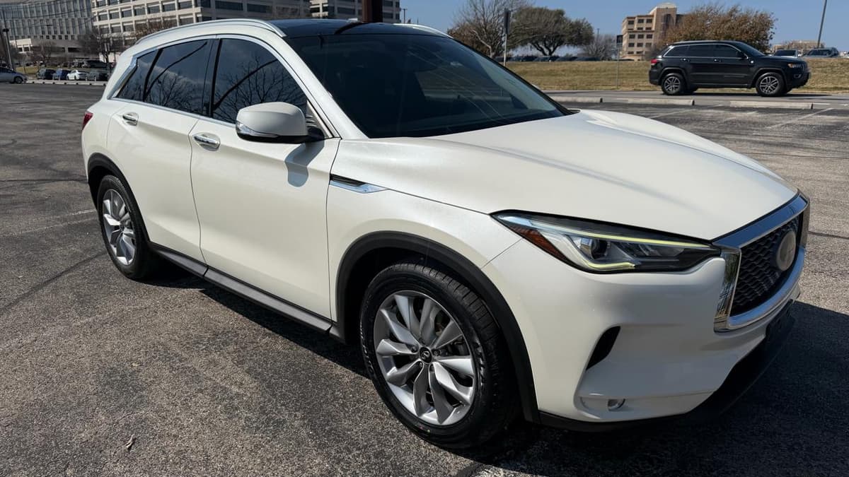 2020 Infiniti QX50 - Image 2