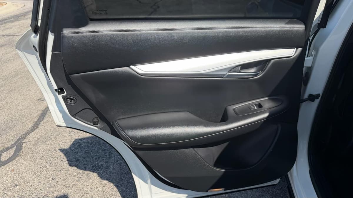 2020 Infiniti QX50 - Image 9