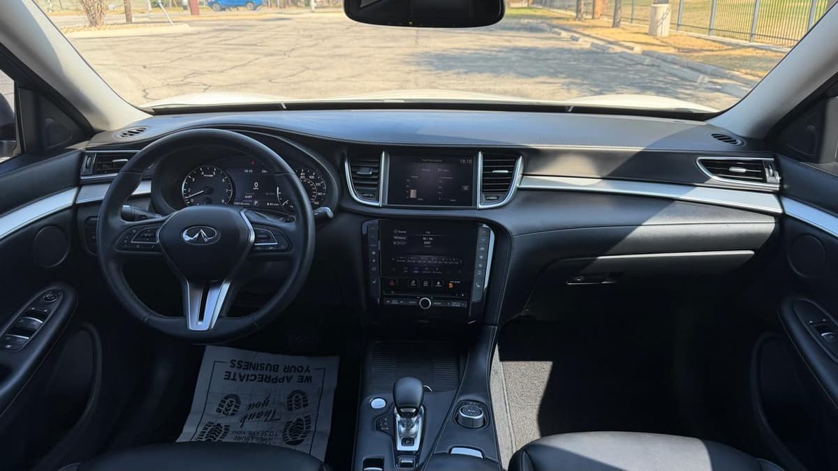2020 Infiniti QX50 - Image 17
