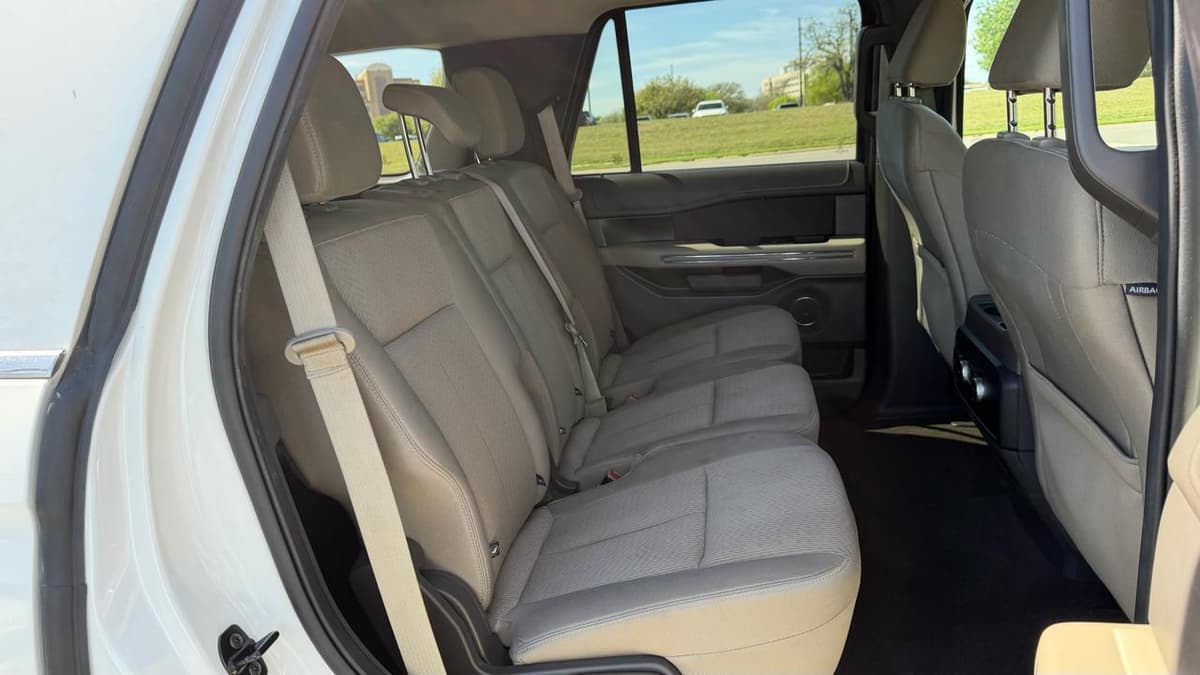 2021 FORD Expedition - Image 17